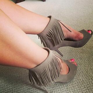 Britt McHenry feet photo 13