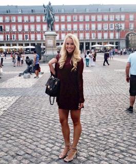 Britt McHenry feet photo 10