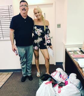 Britt McHenry feet photo 5