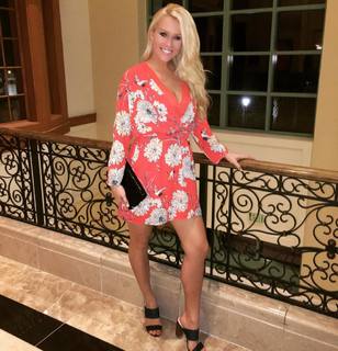 Britt McHenry feet photo 20