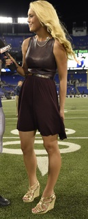 Britt McHenry feet photo 1
