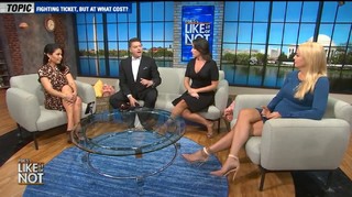 Britt McHenry feet photo 3