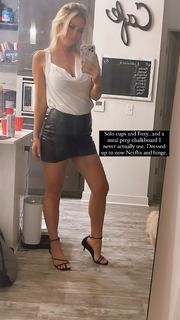 Britt McHenry feet photo 10