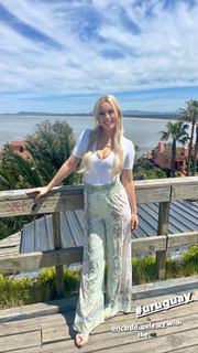 Britt McHenry feet photo 7