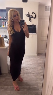 Britt McHenry feet photo 19