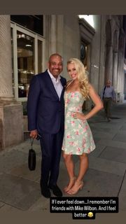 Britt McHenry feet photo 2