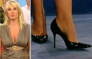 Britt Reinecke feet photo thumbnail