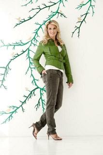 Britt Reinecke feet photo thumbnail