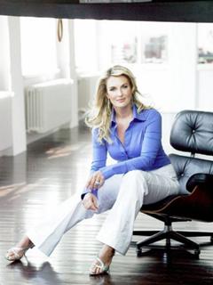 Britt Reinecke feet photo thumbnail