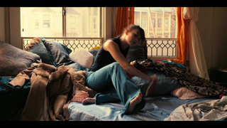 Britt Robertson feet photo thumbnail