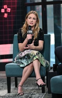 Britt Robertson feet photo thumbnail