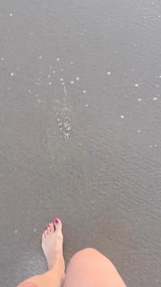 Britta Heidemann feet photo 9
