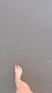 Britta Heidemann feet photo 8