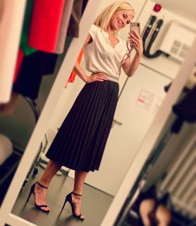 Britta Hofmann feet photo 12