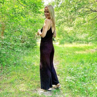 Britta Hofmann feet photo 9