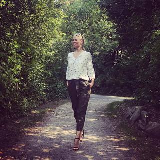 Britta Hofmann feet photo 12