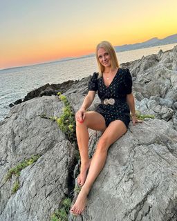 Britta Hofmann feet photo 5
