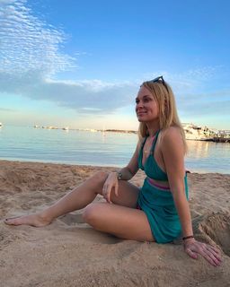 Britta Hofmann feet photo 2