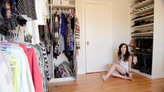 Brittani Taylor feet photo thumbnail