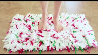 Brittani Taylor feet photo thumbnail