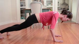 Brittani Taylor feet photo thumbnail