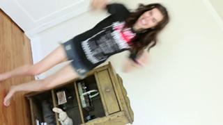 Brittani Taylor feet photo thumbnail