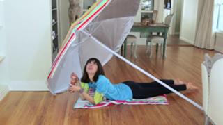 Brittani Taylor feet photo thumbnail