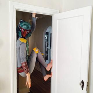 Brittani Taylor feet photo thumbnail