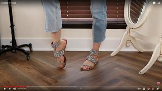 Brittani Taylor feet photo thumbnail