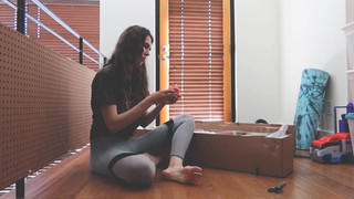 Brittani Taylor feet photo thumbnail