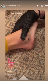Brittany Anne Pirtle feet photo 2