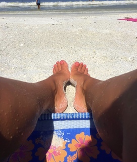 Brittany Bates feet photo 13