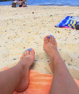Brittany Bates feet photo 5