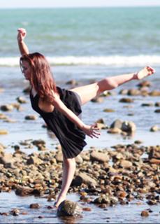 Brittany Cherry feet photo 17