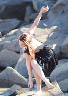 Brittany Cherry feet photo 16