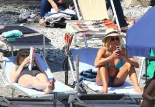 Brittany Daniel feet photo thumbnail