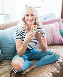 Brittany Daniel feet photo thumbnail