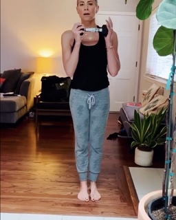 Brittany Daniel feet photo thumbnail