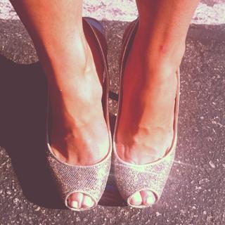 Brittany Furlan feet photo thumbnail
