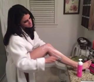 Brittany Furlan feet photo thumbnail