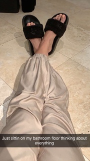 Brittany Furlan feet photo thumbnail