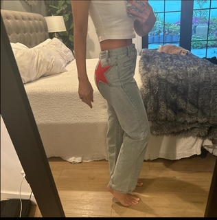 Brittany Furlan feet photo thumbnail