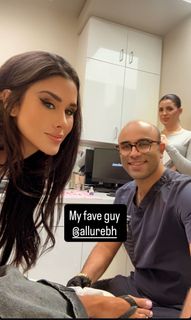 Brittany Furlan feet photo thumbnail