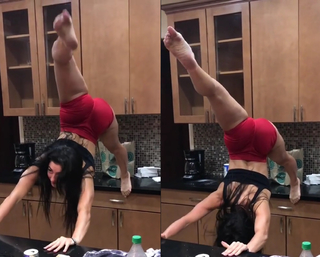Brittany Hertz feet photo thumbnail