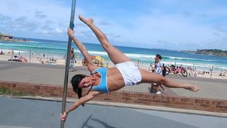 Brittany Hertz feet photo thumbnail