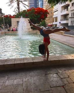 Brittany Hertz feet photo thumbnail