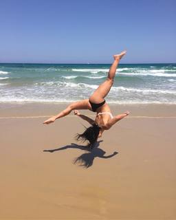 Brittany Hertz feet photo thumbnail