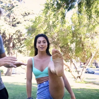 Brittany Hertz feet photo thumbnail