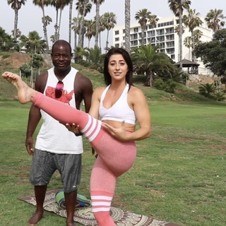 Brittany Hertz feet photo thumbnail