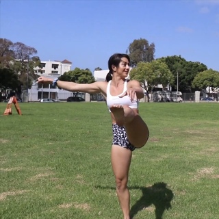 Brittany Hertz feet photo thumbnail